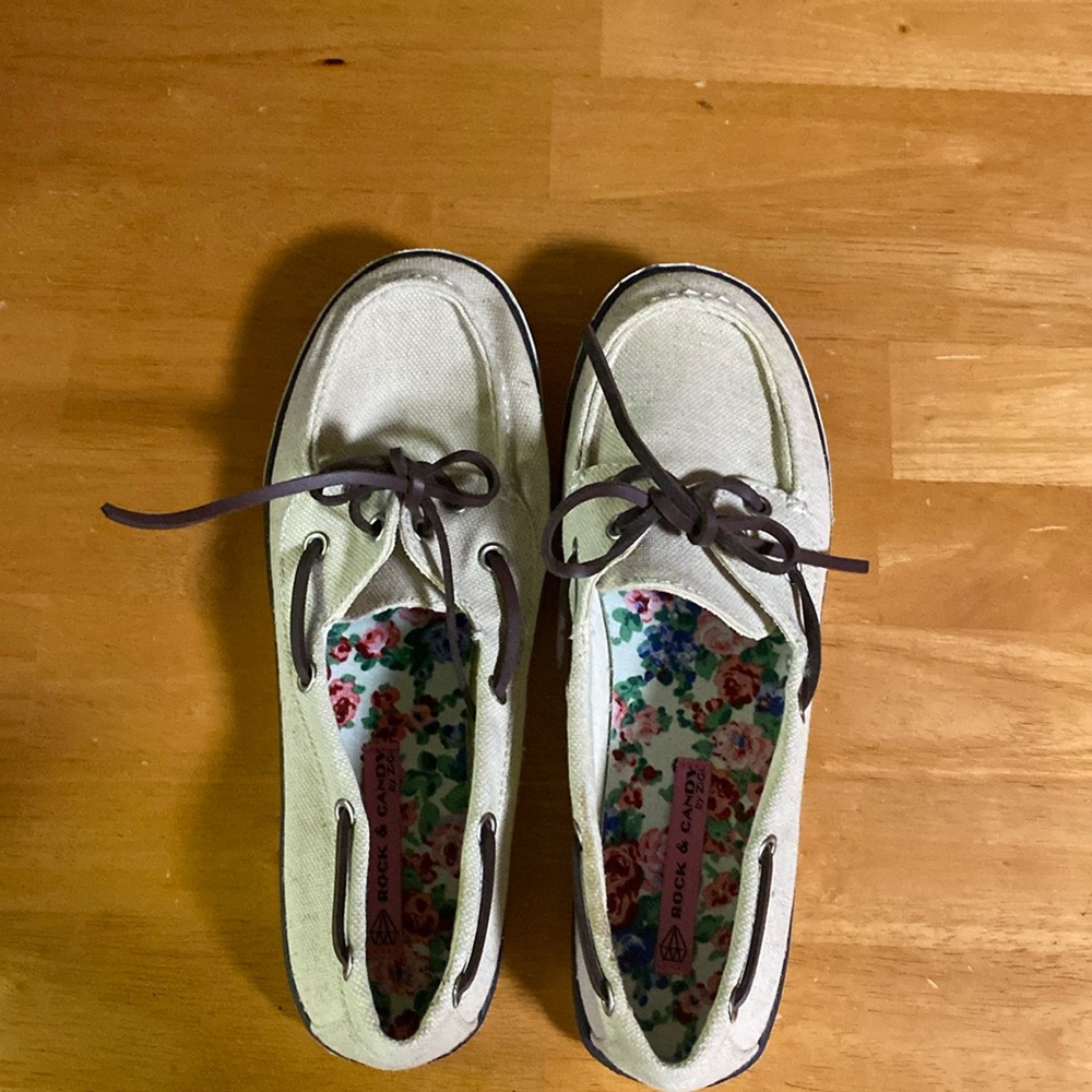 Rock & Candy Canvas Boatie 8 1/2 shoes in good condition see the pictures